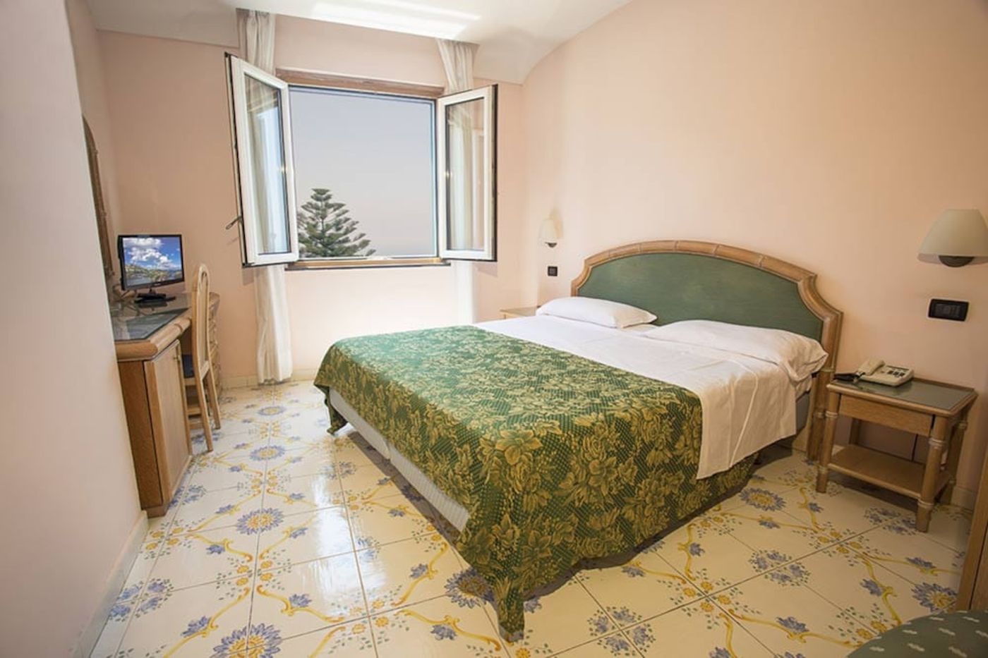 expedia-3166376-22