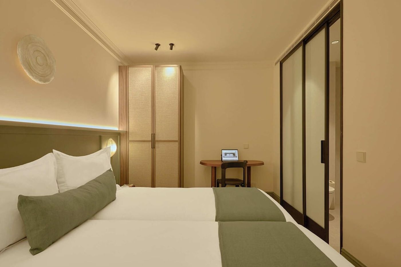 expedia-3164957-10