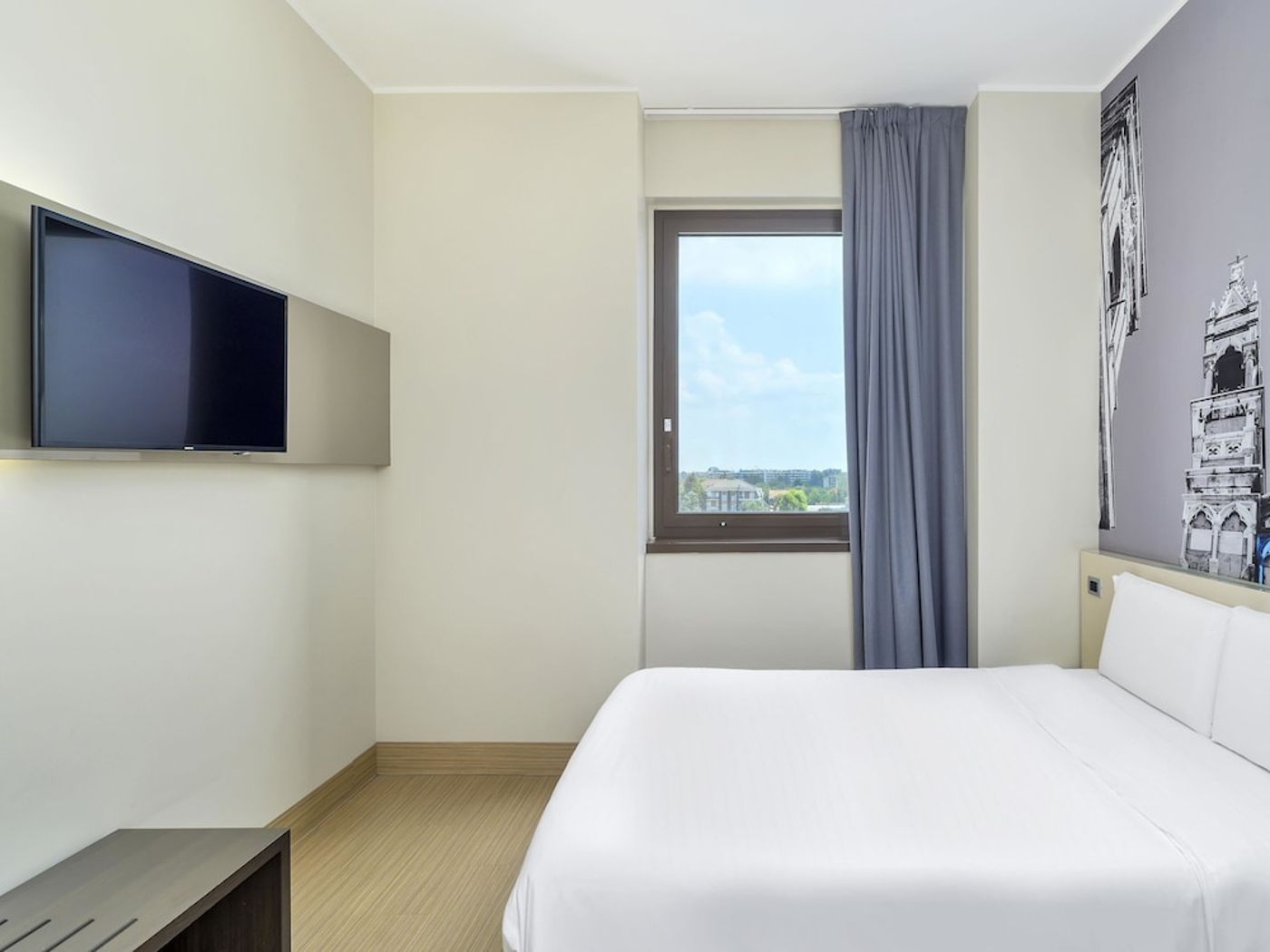 expedia-3163528-10