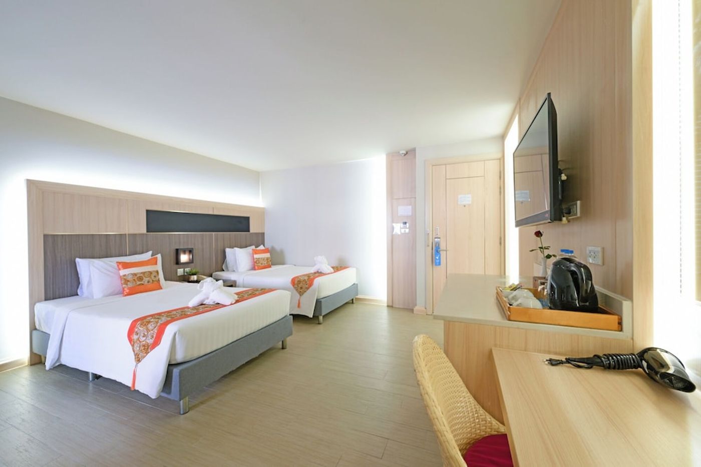 expedia-3162835-15