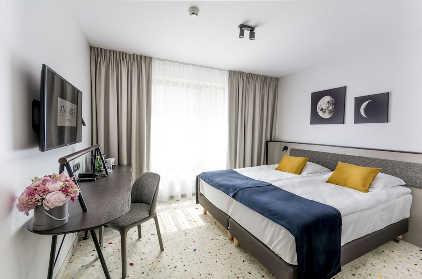 expedia-3165952-12