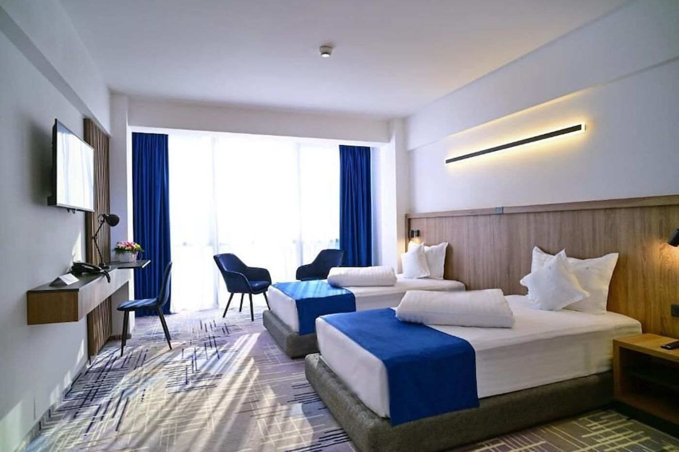 expedia-3162985-13