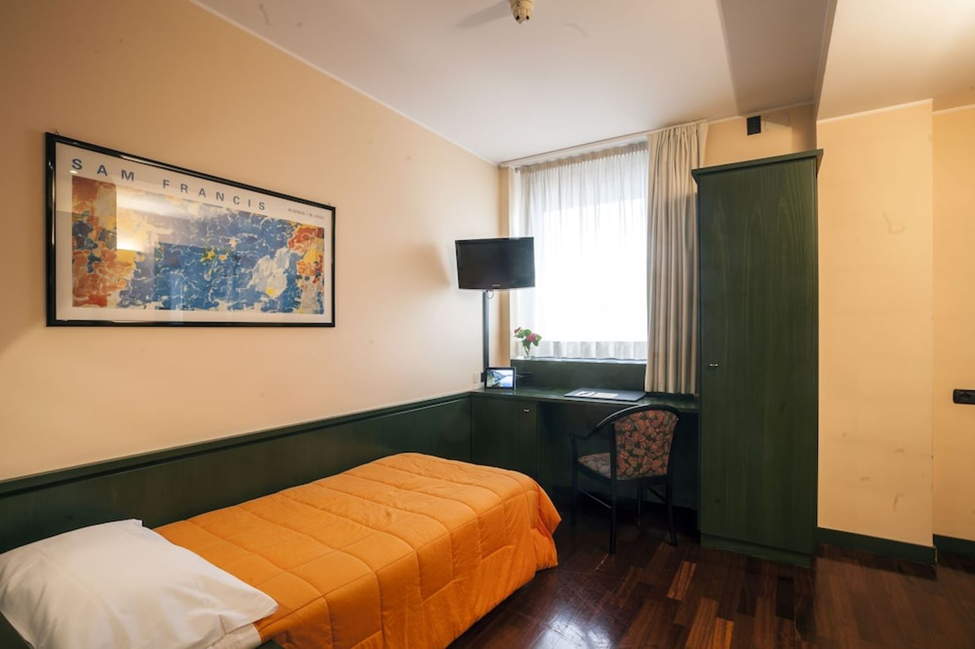 expedia-3163599-12