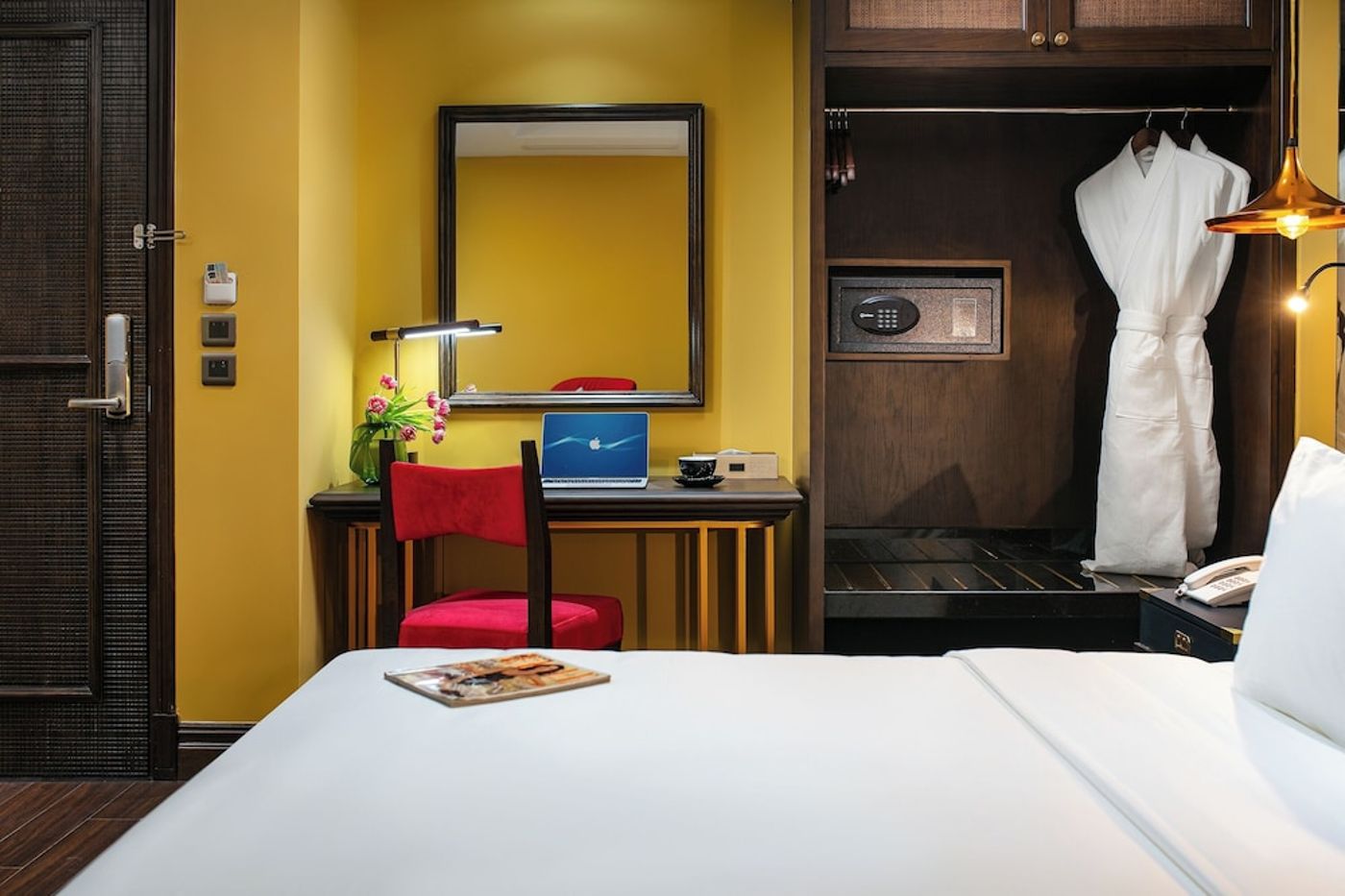 expedia-3165811-15