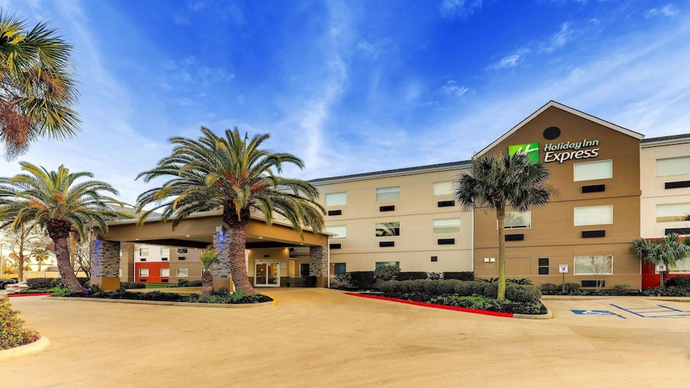 expedia-3165975-5