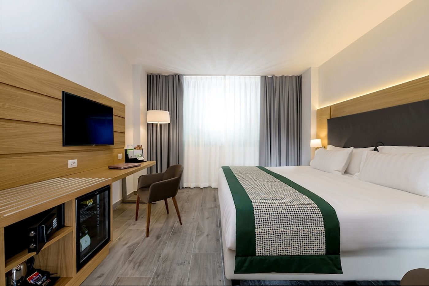 expedia-3158161-27