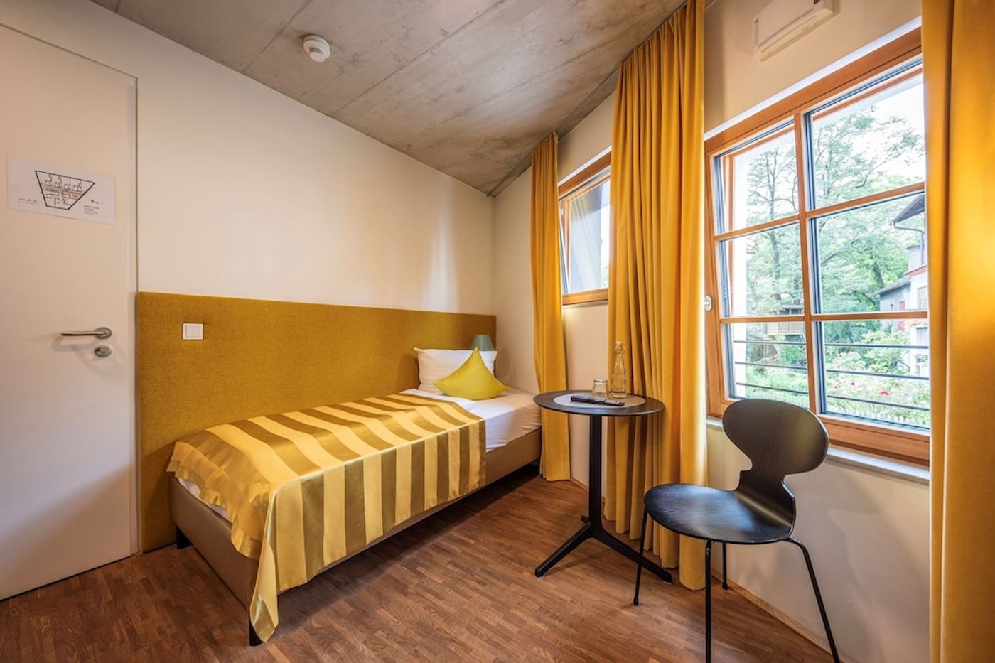 expedia-3160825-26
