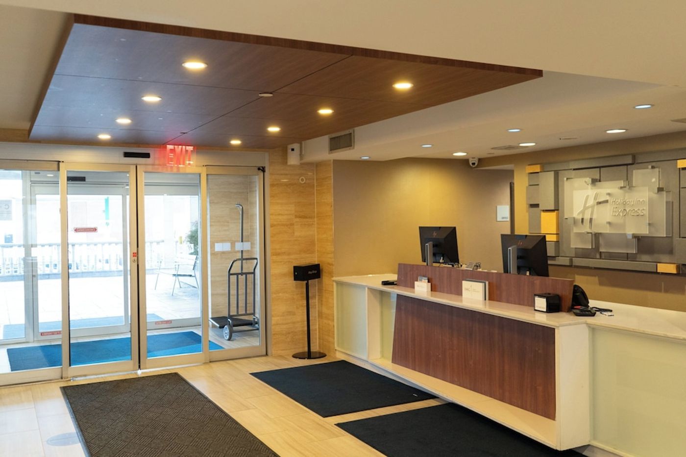 expedia-3159057-4