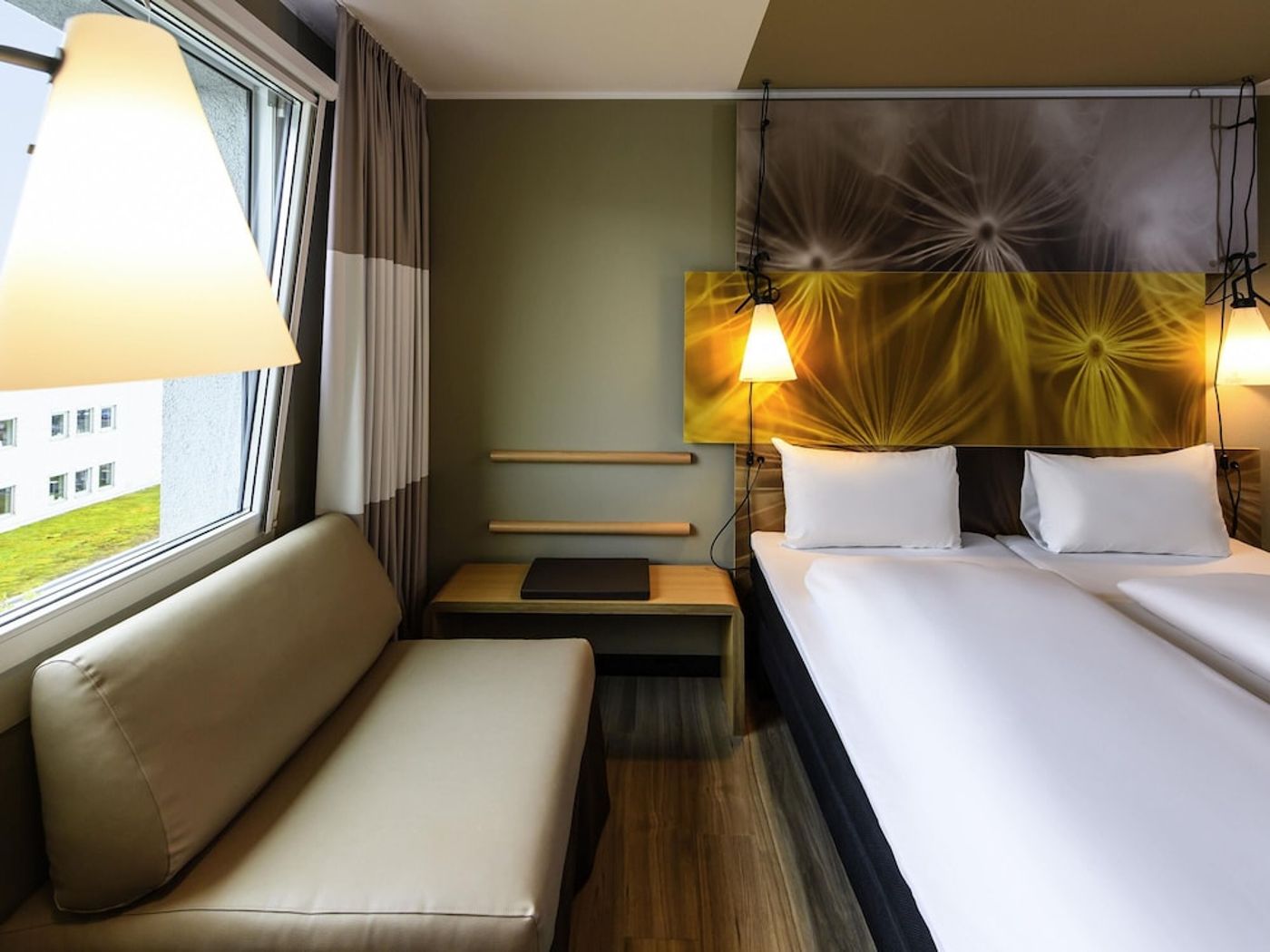 expedia-3165607-14