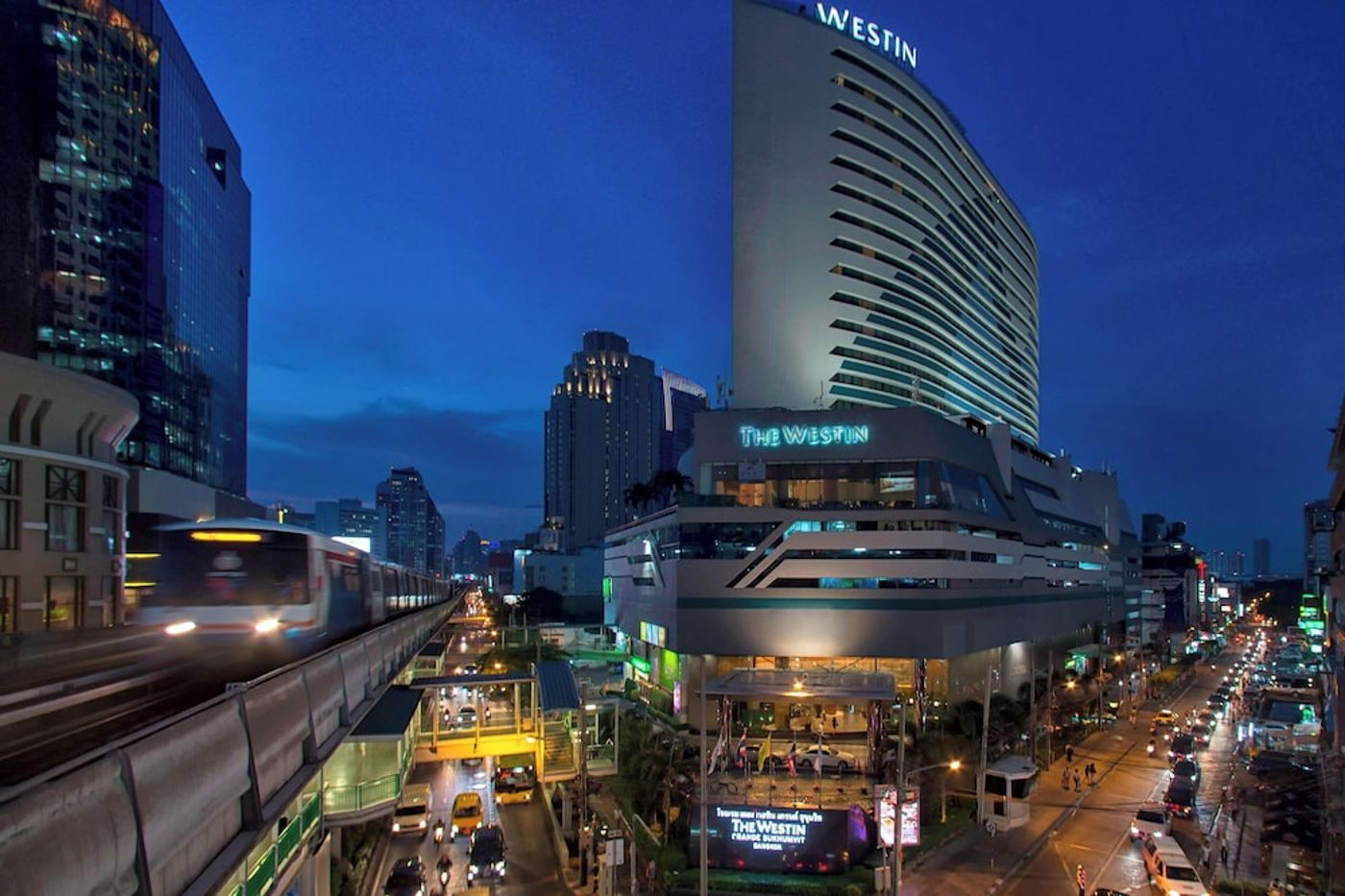 expedia-3162833-4