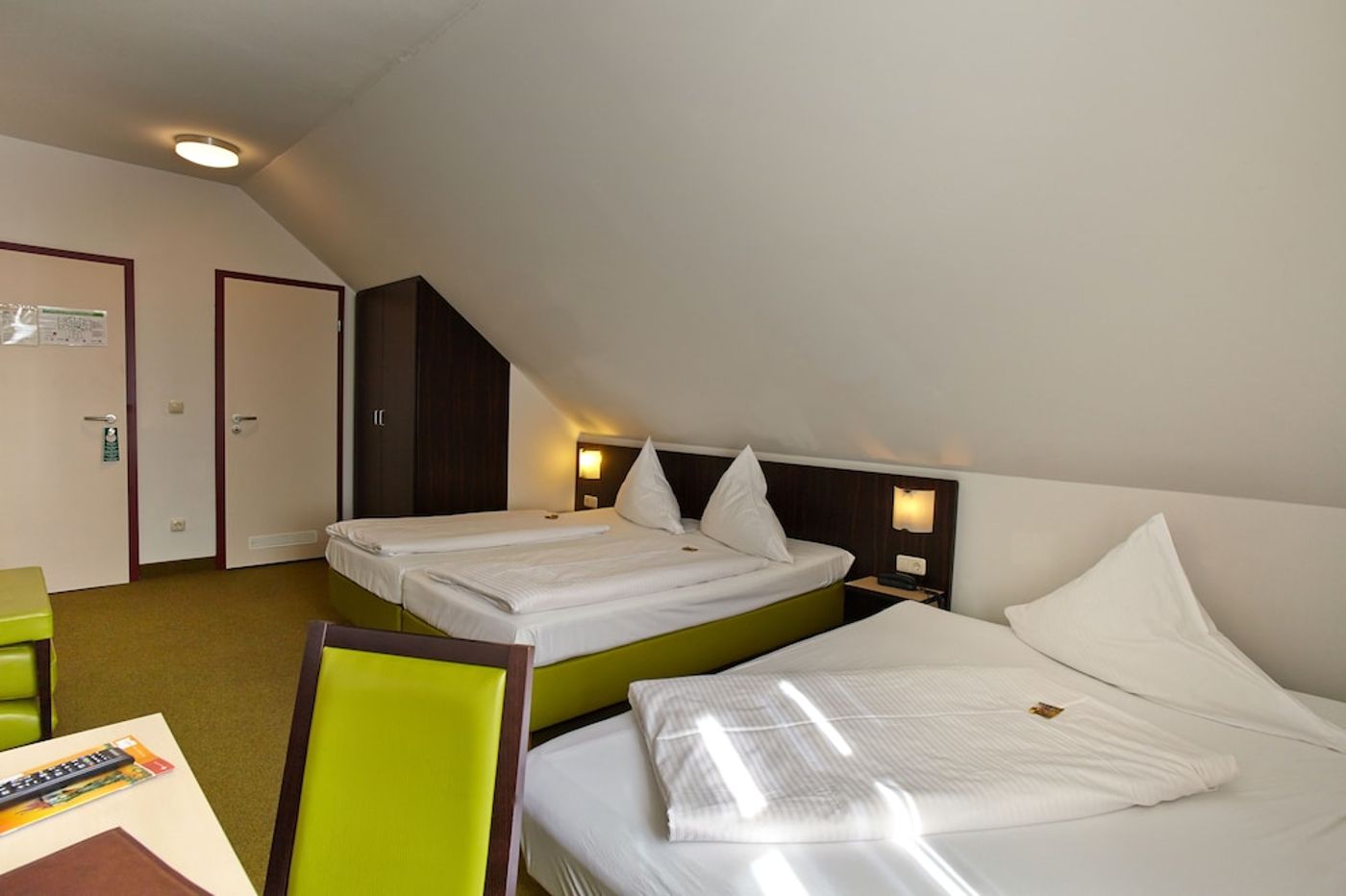 expedia-3164048-16