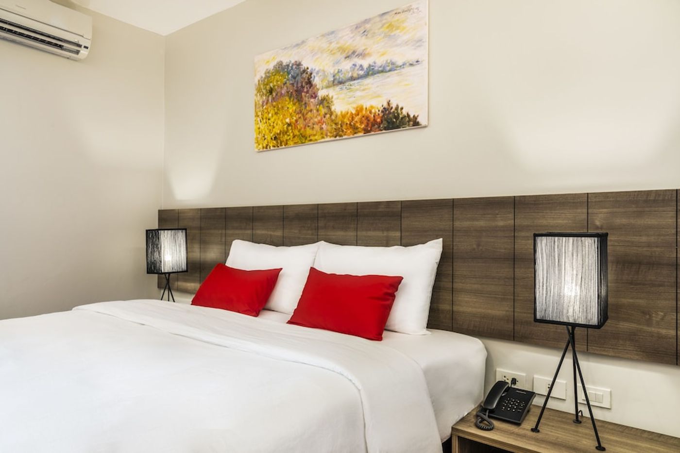 expedia-3162796-16