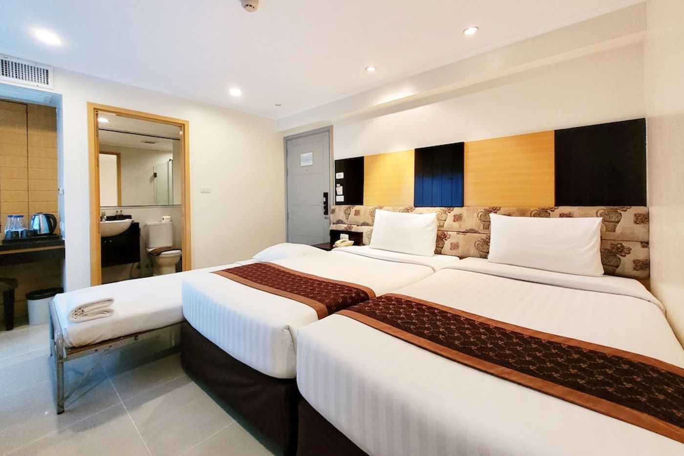 expedia-3162869-28