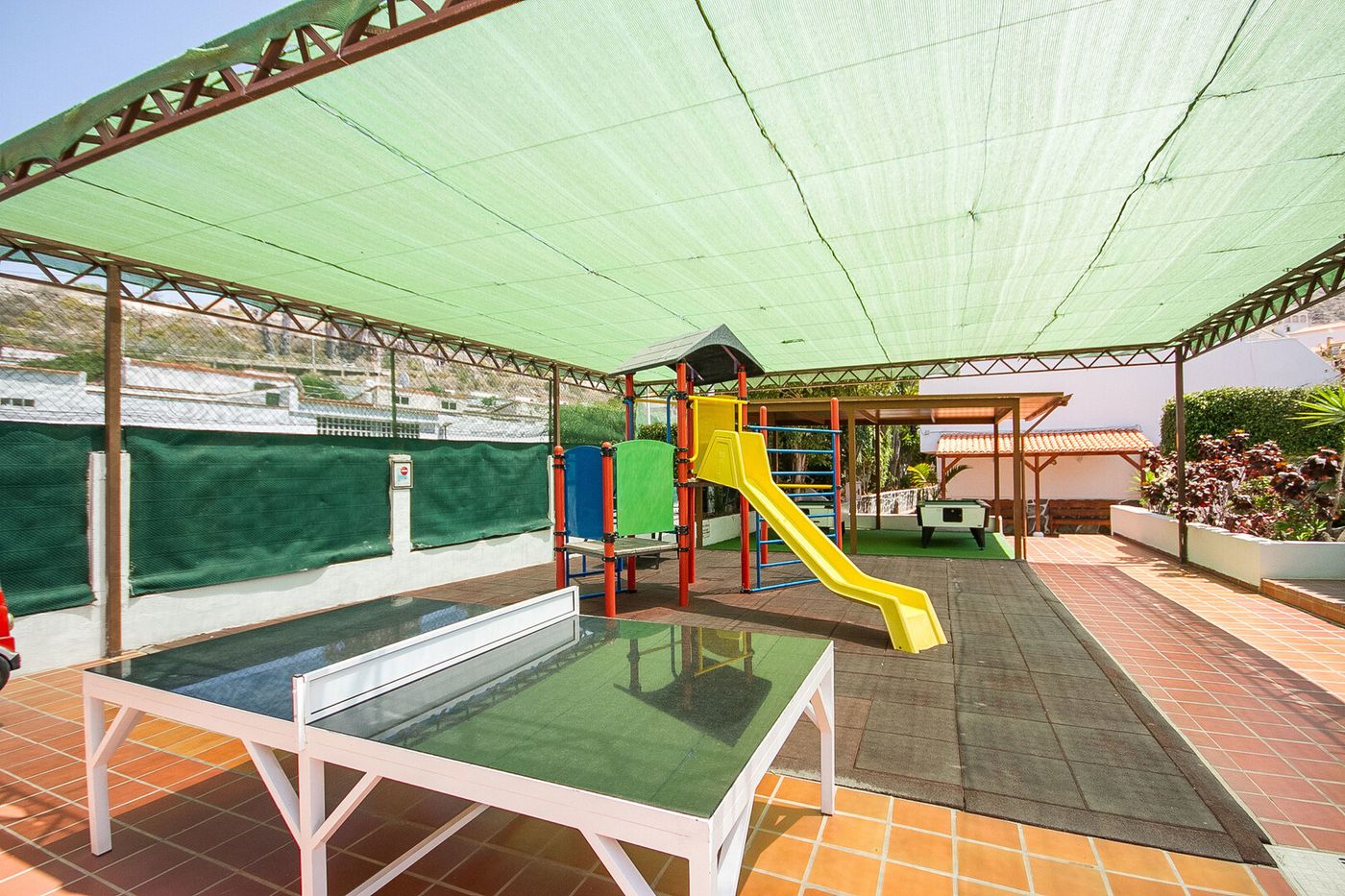 10.02.26 ONA Los Claveles