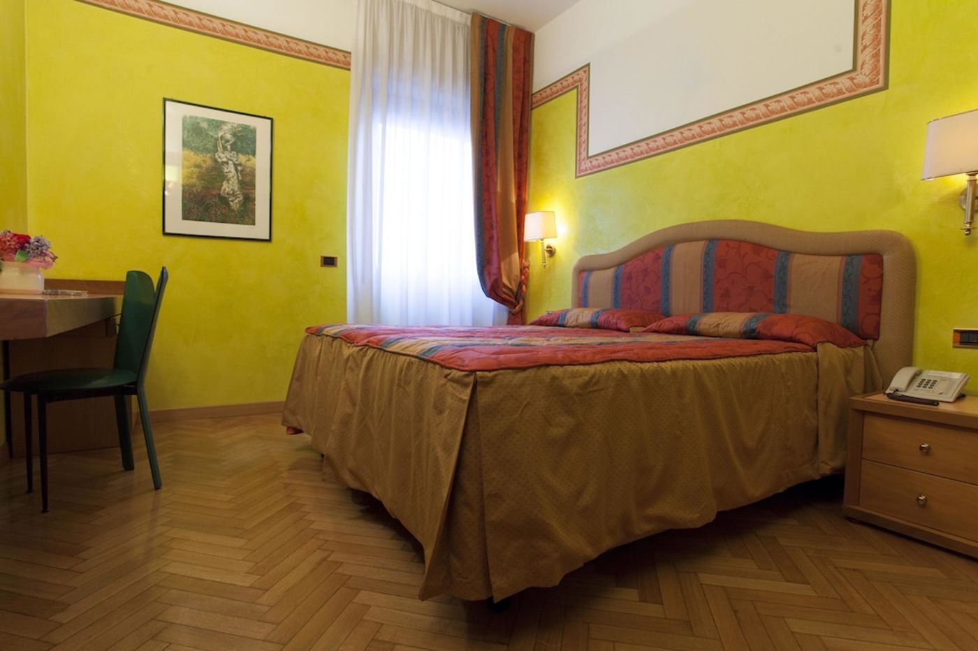 expedia-3162753-9