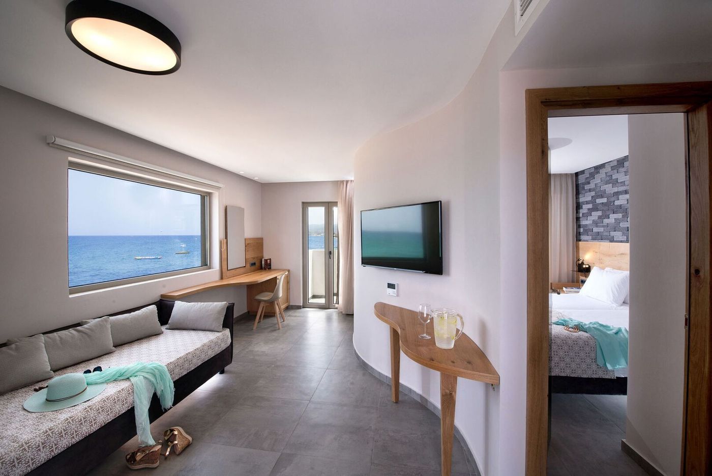 Cactus Bay Hotel