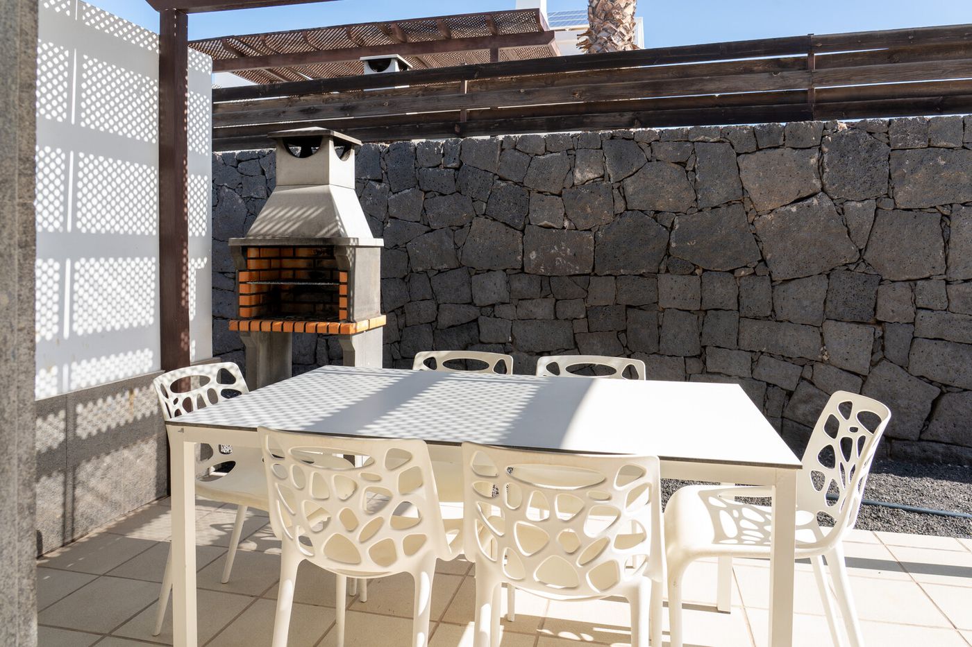 VILLAS PLAYA BLANCA BEACH MATE