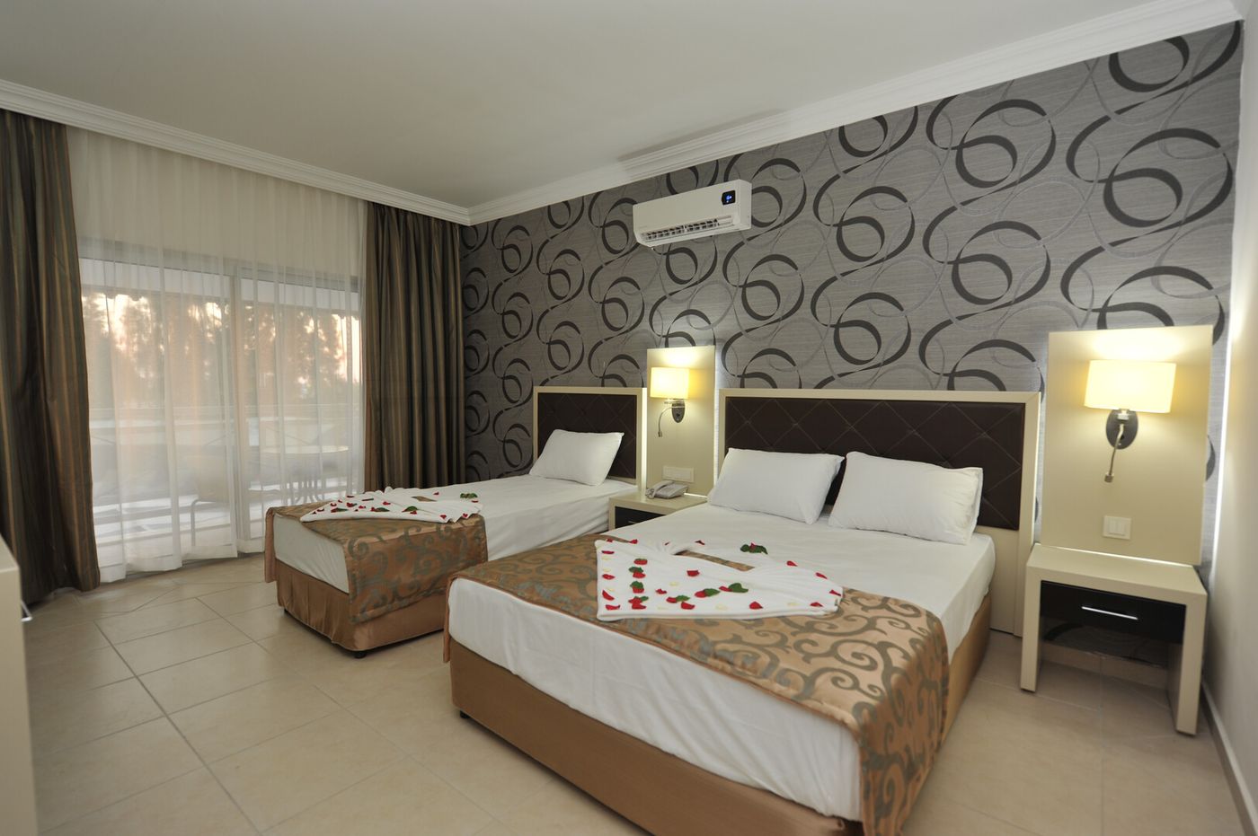 Asrin Beach Hotel