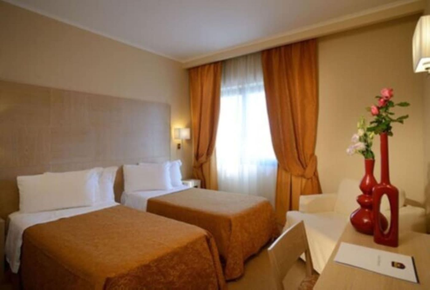 expedia-3160014-18