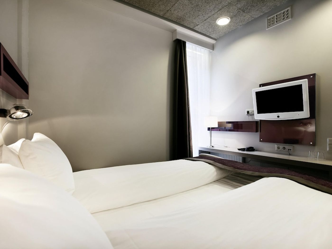 expedia-3163862-16