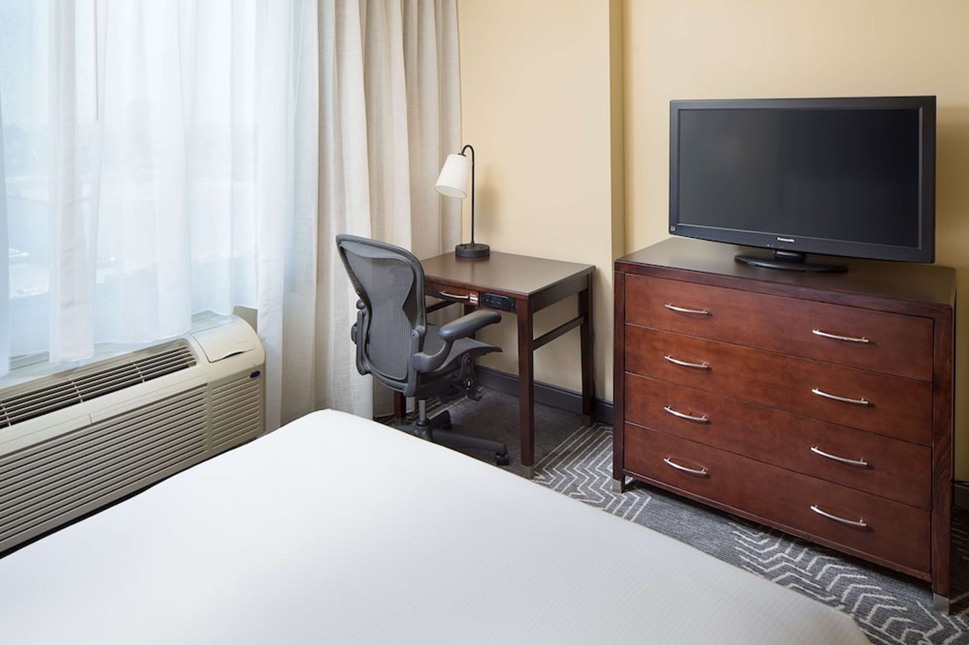 expedia-3158849-23