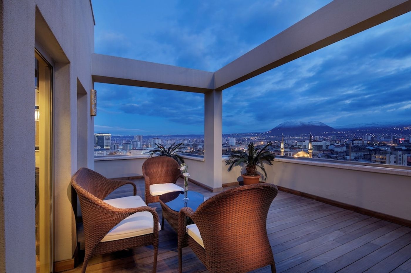 expedia-3166464-7