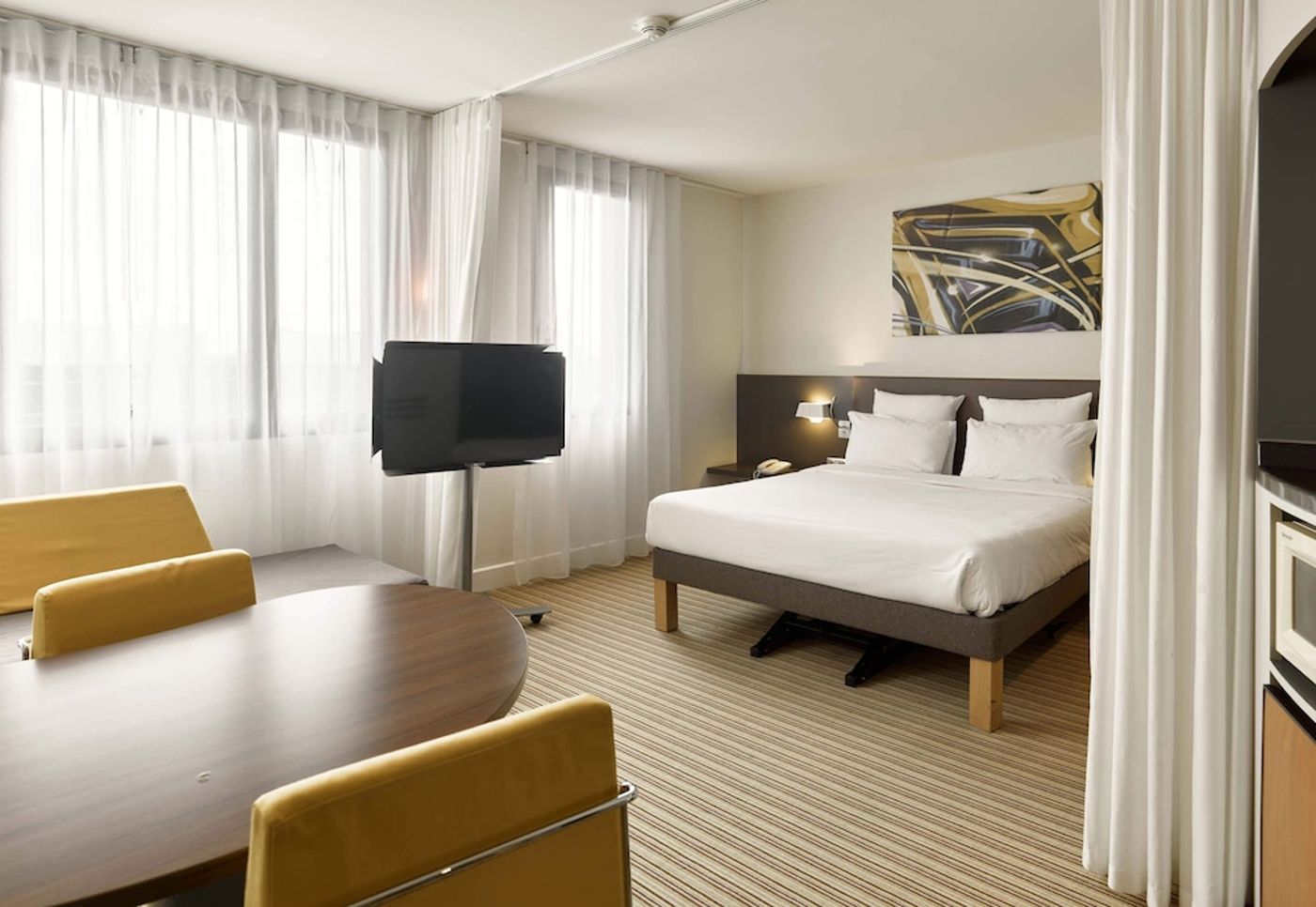 expedia-3158767-1