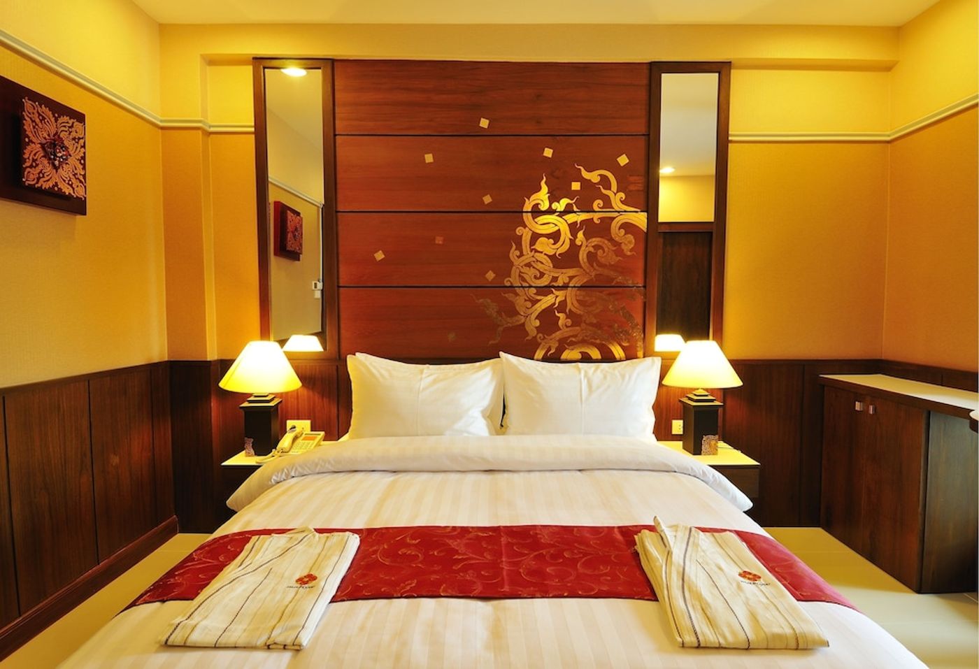 expedia-3162885-12