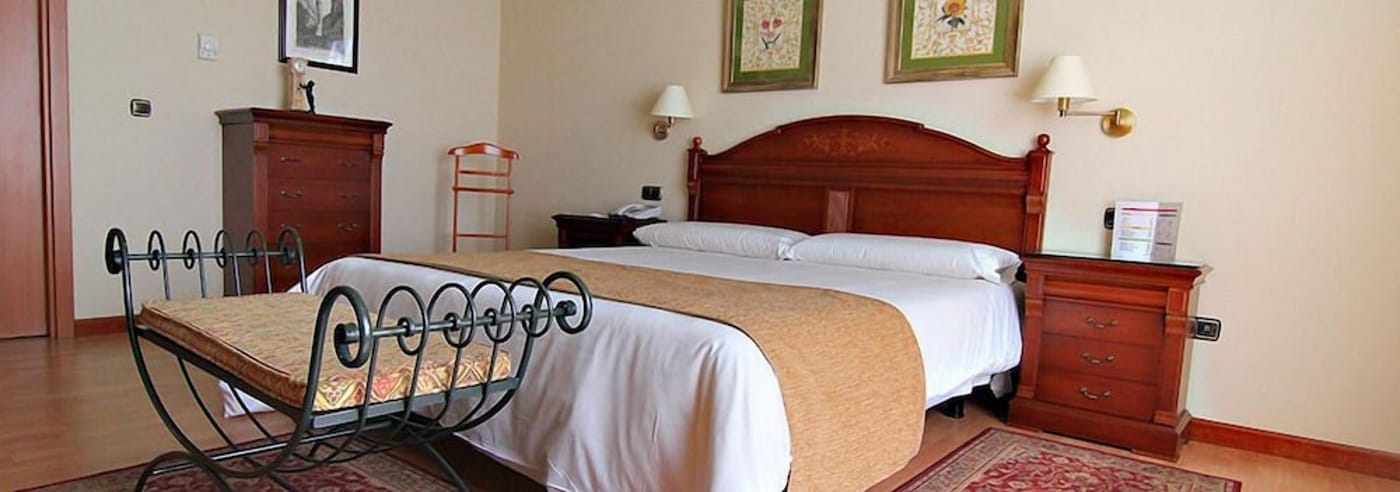 expedia-3159679-25