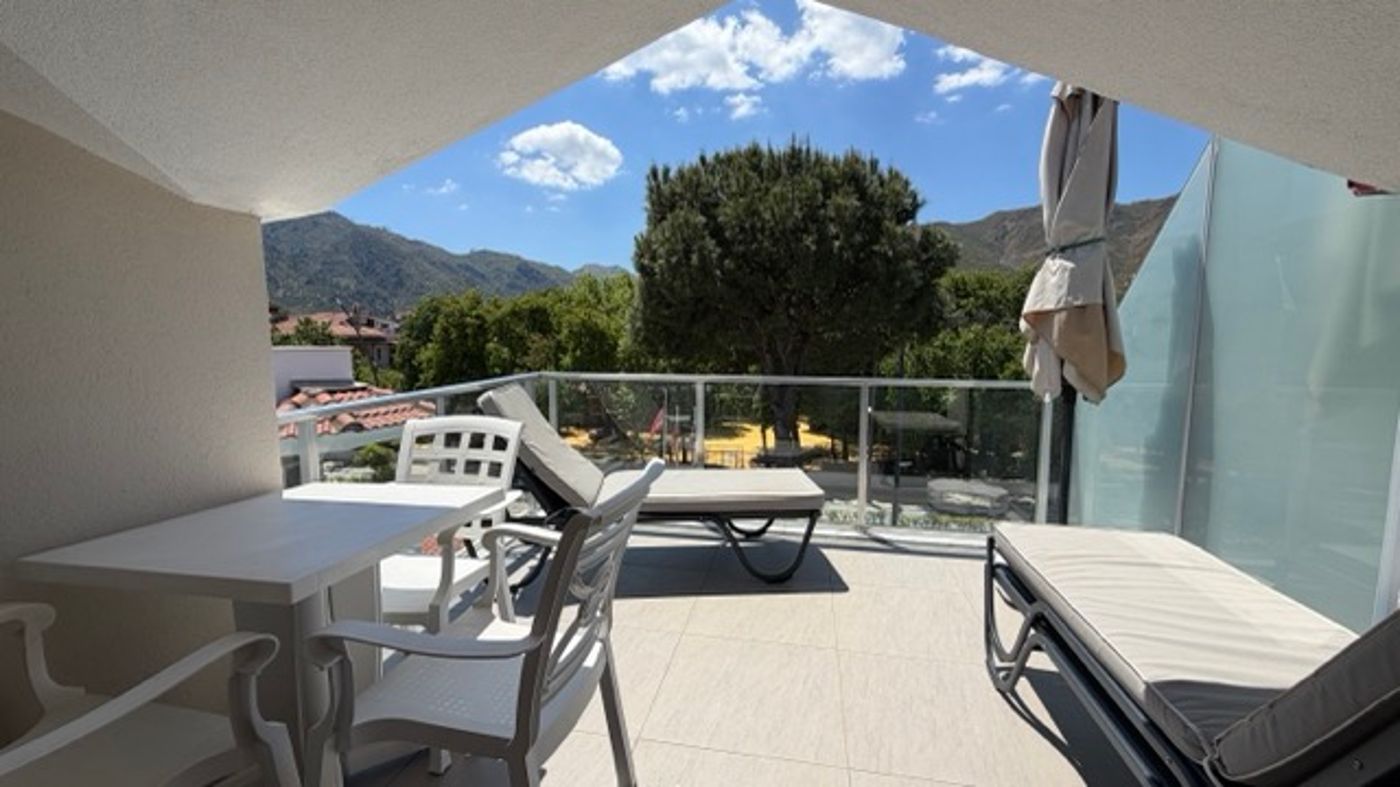 Arya Boutique Hotel