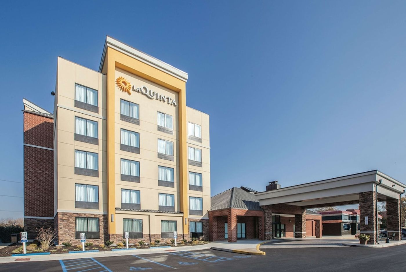 expedia-3161047-2
