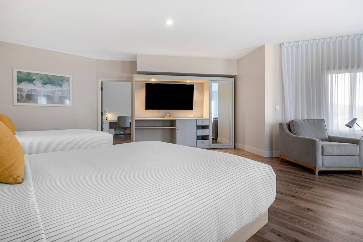expedia-3159519-30