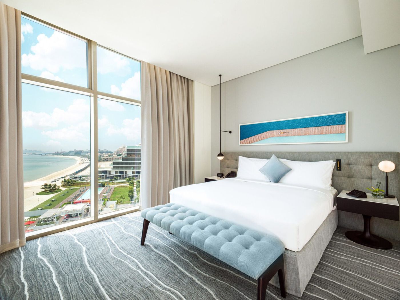 Th8 Palm Dubai Beach Resort 02.03