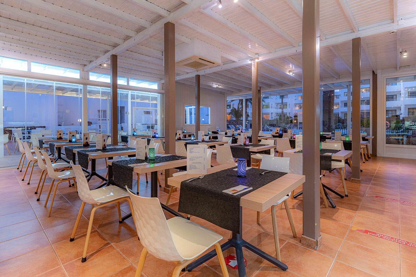 30.03.26 Hotel Siroco & Serenity