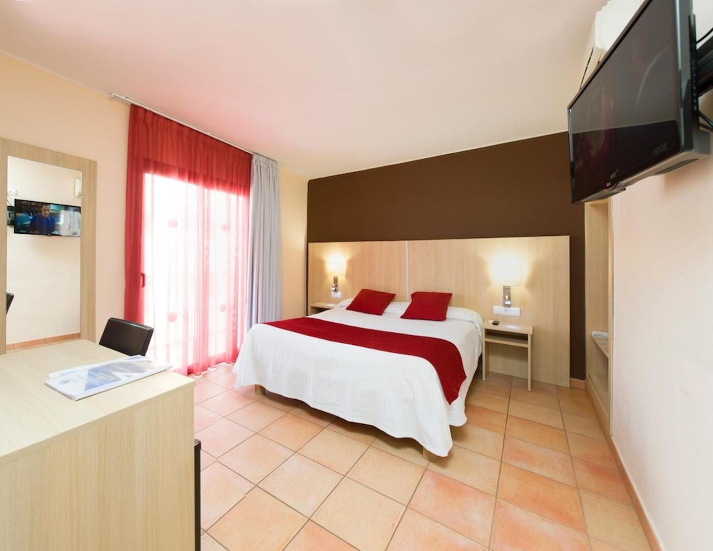 expedia-3166493-9