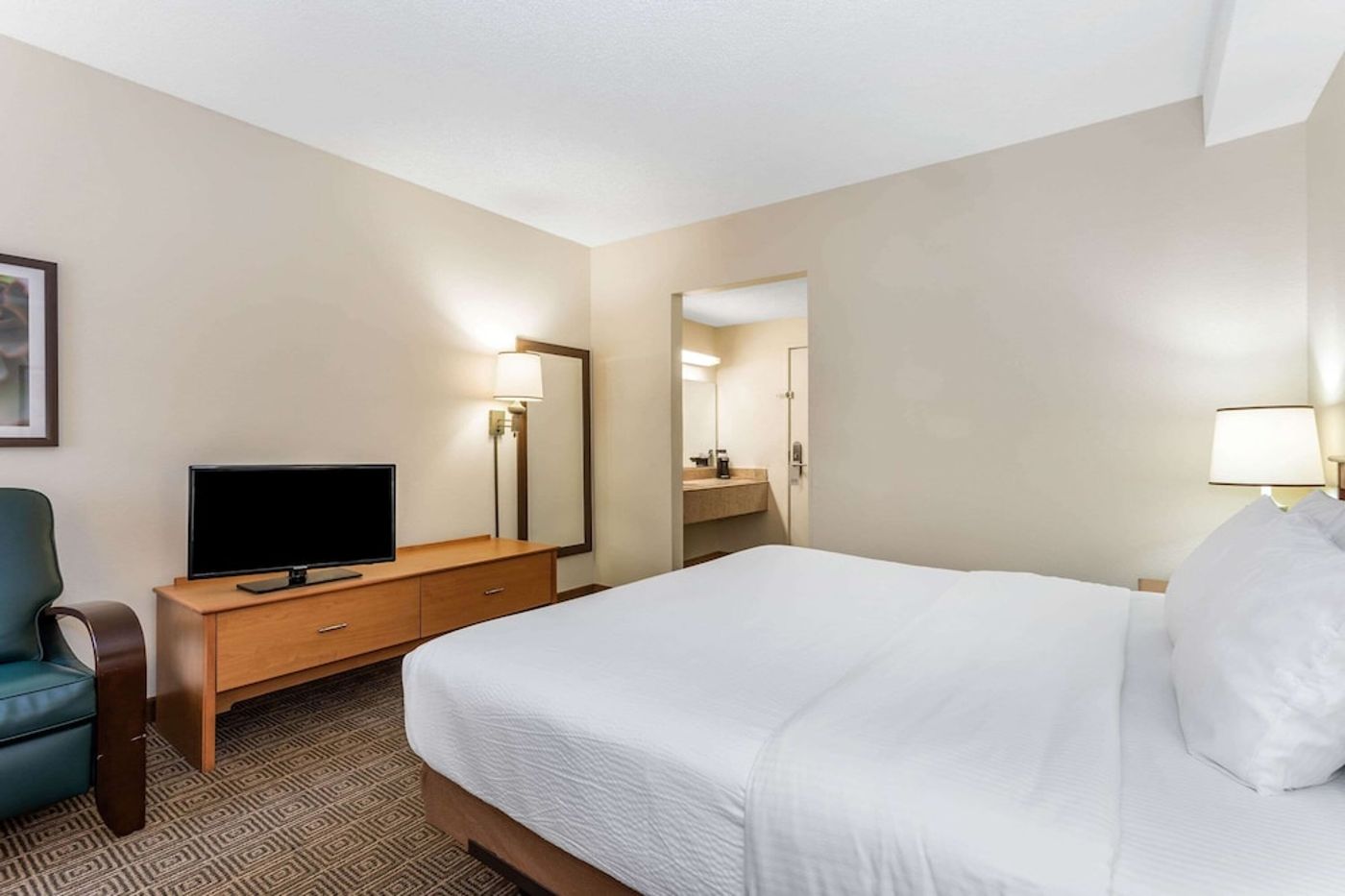 expedia-3166744-5