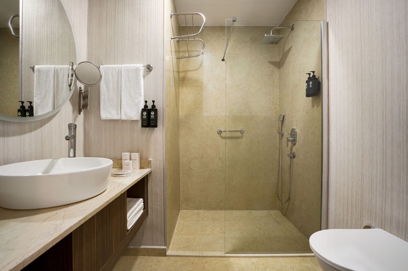 Wyndham Ramada Cesme - Standard Bathroom - 1552959.png