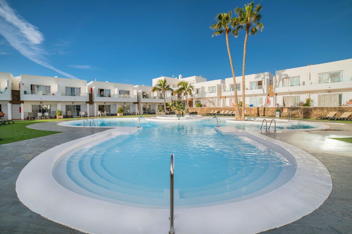 30.03.26 Hotel Siroco & Serenity