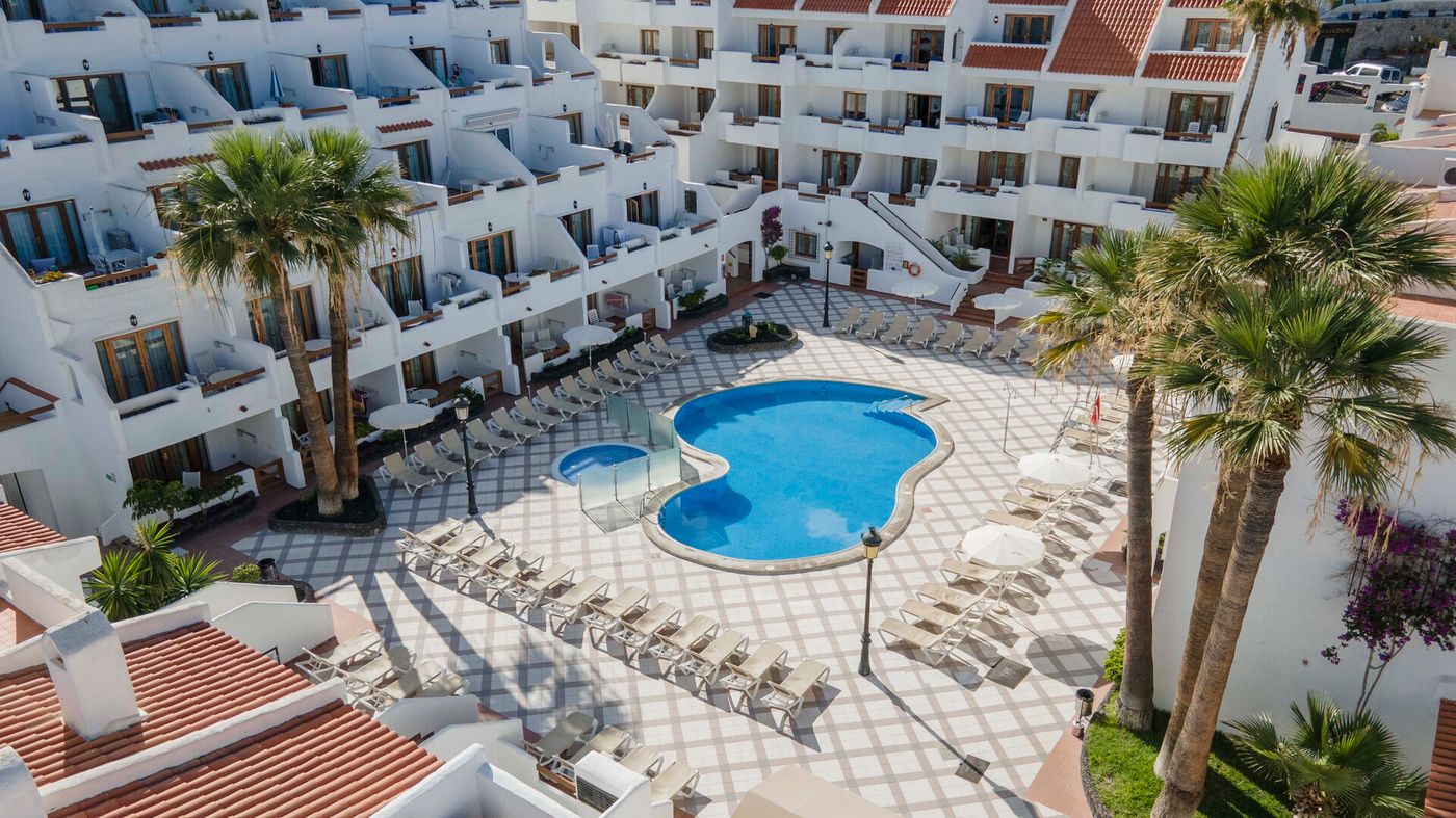 15.12.25 ONA Beverly Hills Suites