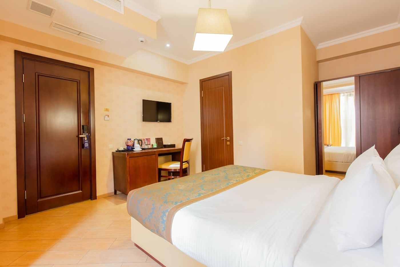 expedia-3157488-28