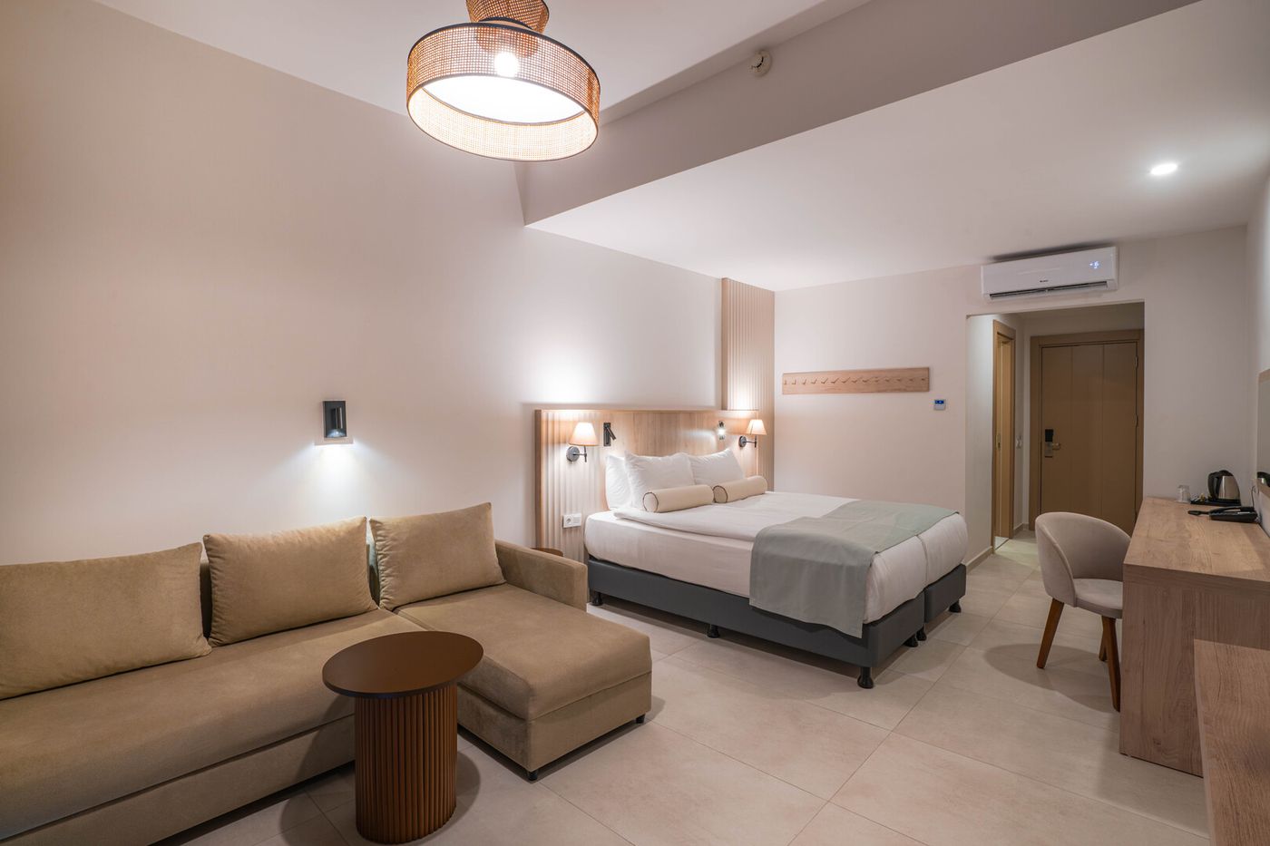 Victoria Princess Hotel (Adults Only 14+)