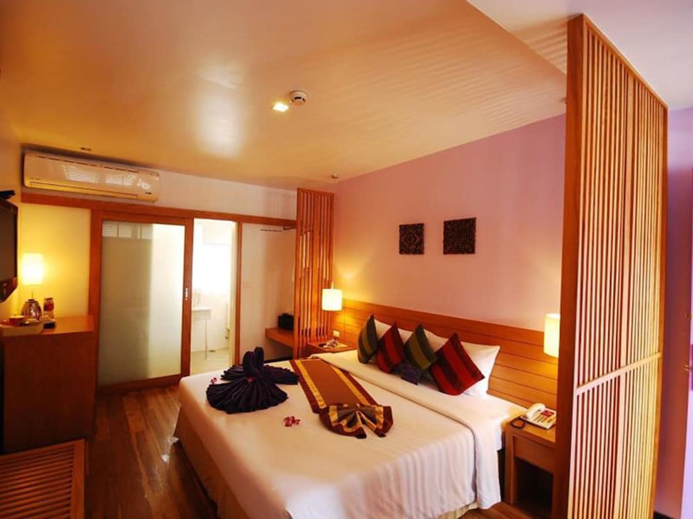 expedia-3164653-12