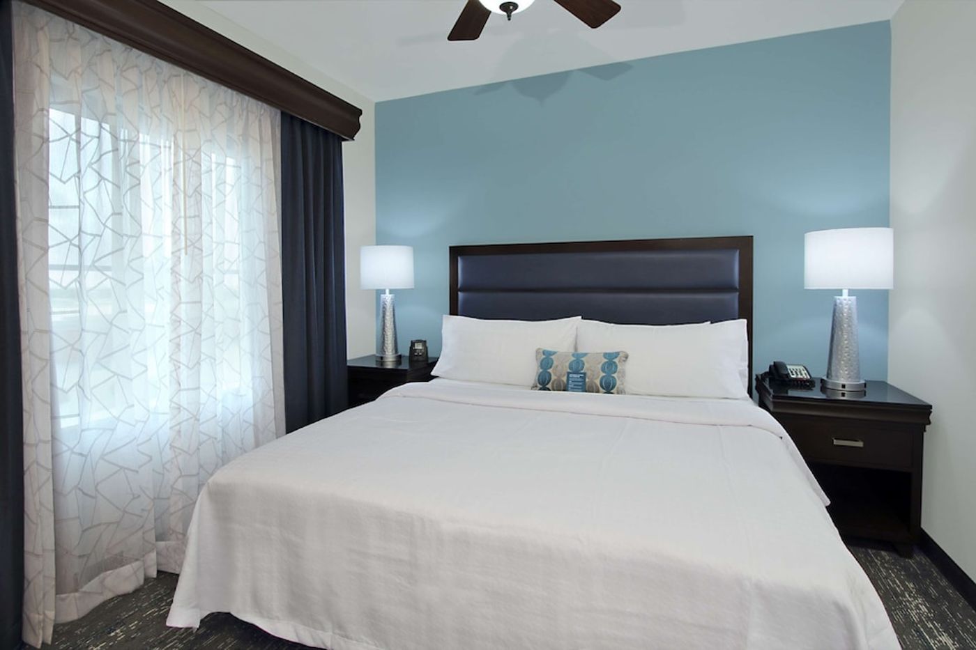 expedia-3157044-8