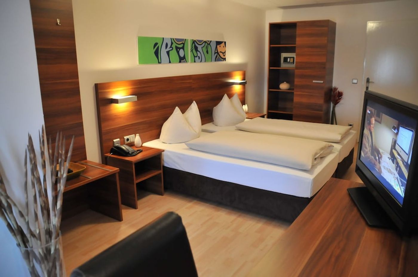 expedia-3165020-28