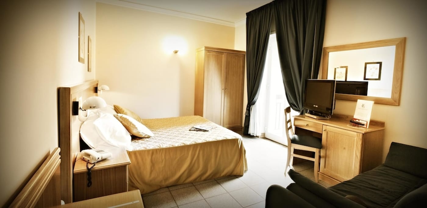 expedia-3166458-8
