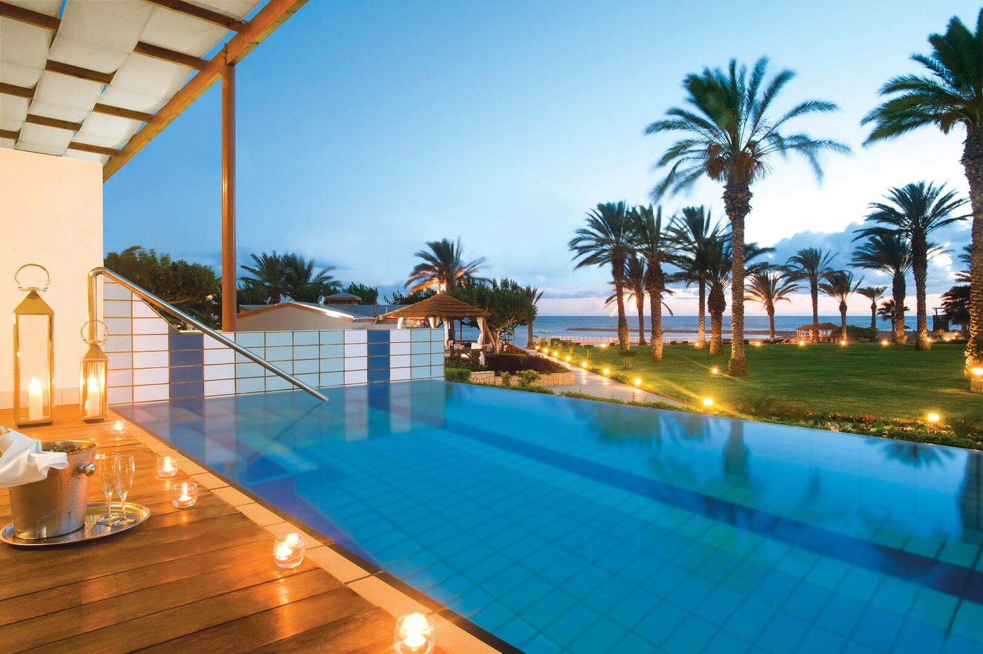 Asimina Suites 