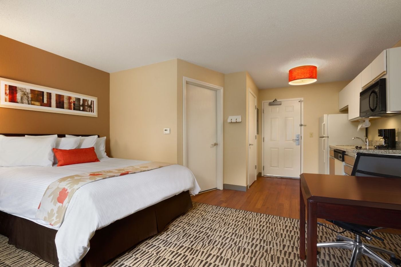 expedia-3162082-6