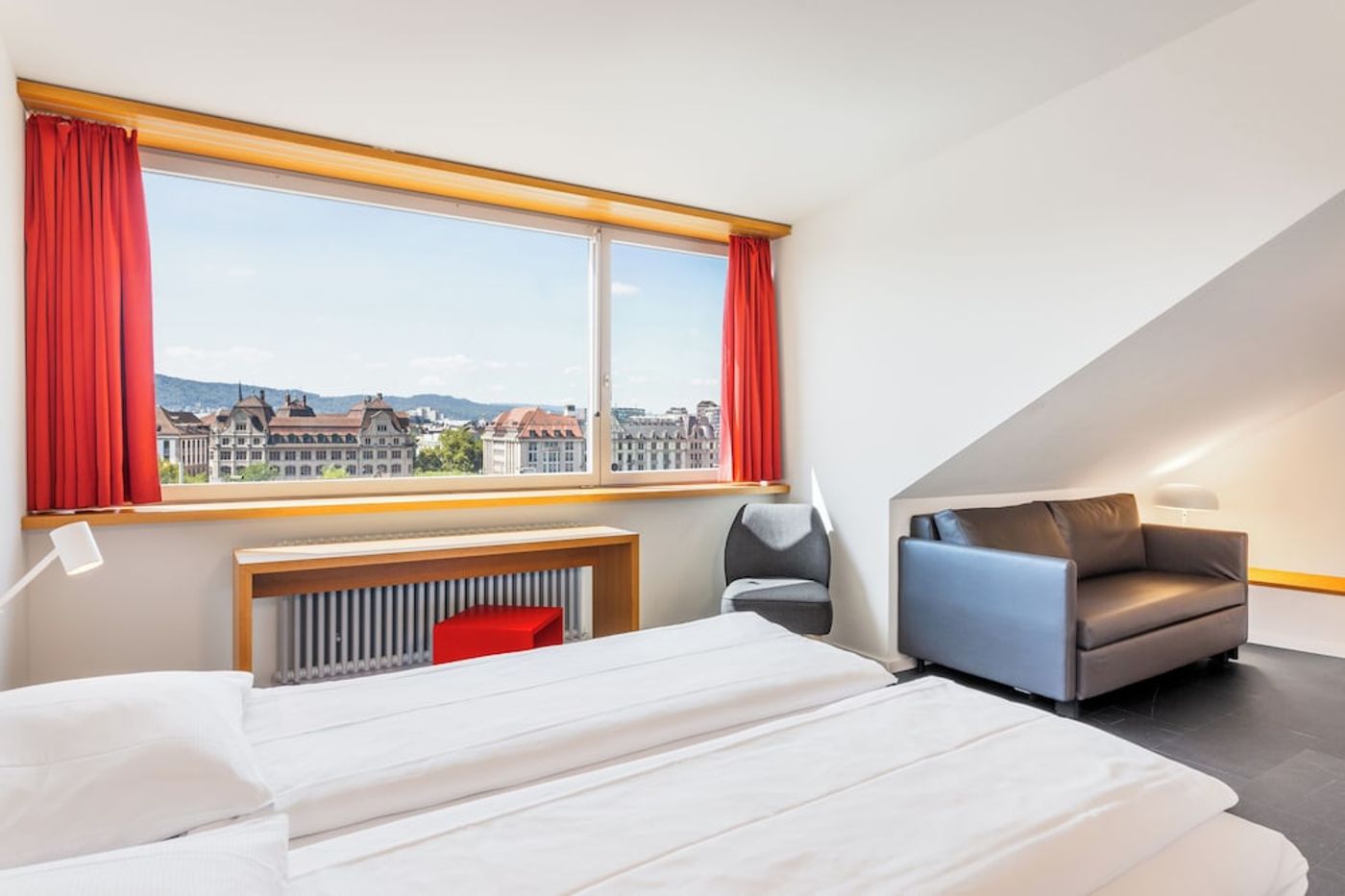 expedia-3165562-12