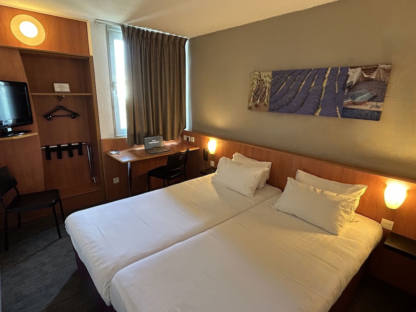 expedia-3163969-8