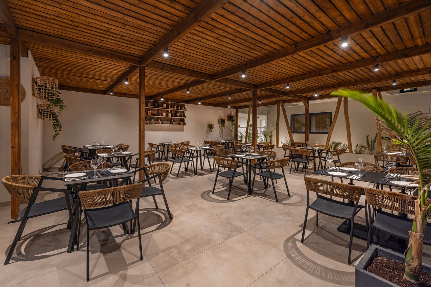 Cabana White Boutique Hotel